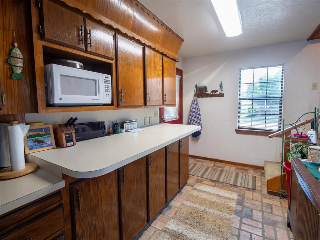 Photo 24 — 7100 Olde Cabin Rd, Kingston, OK 73439