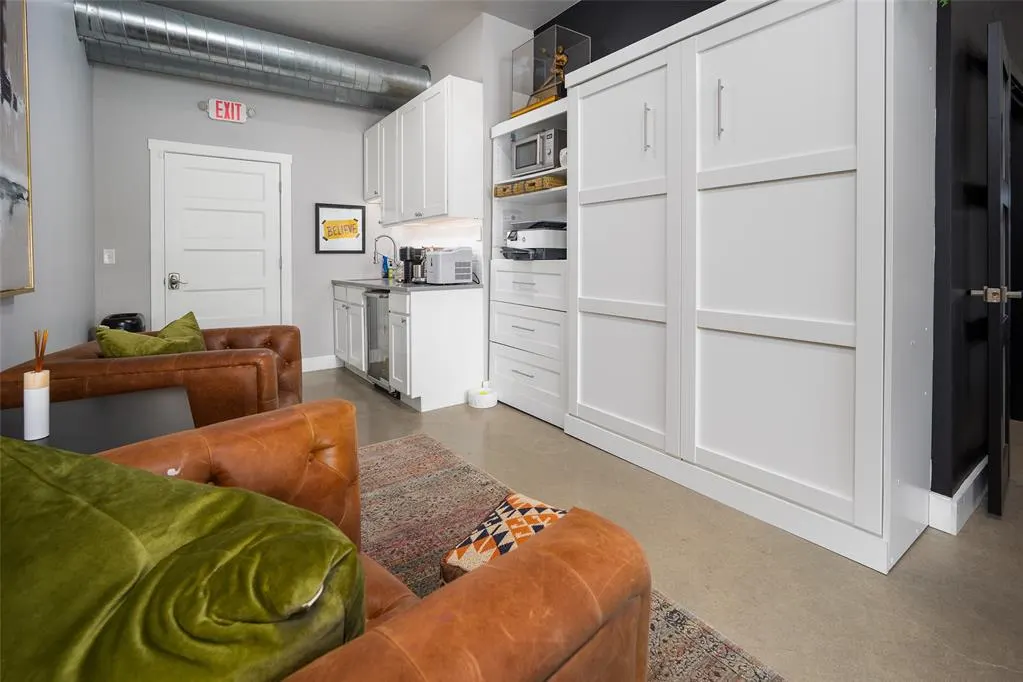 Photo 12 — 101 W Apache Street A, Norman, OK 73069