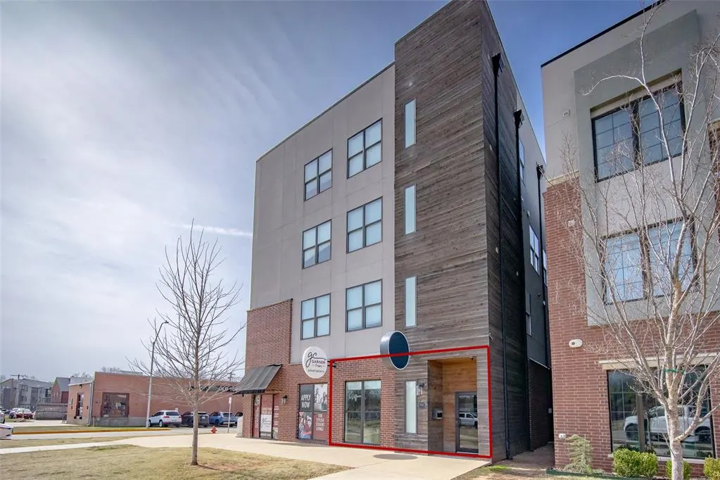 Photo 16 — 101 W Apache Street A, Norman, OK 73069