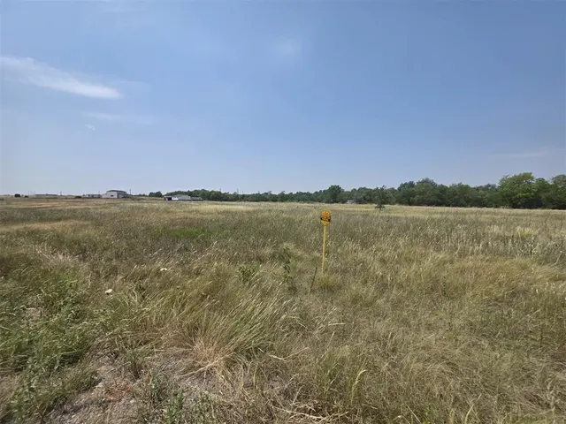 Photo 7 — 29070 red wolf Drive, Cushing, OK 73016