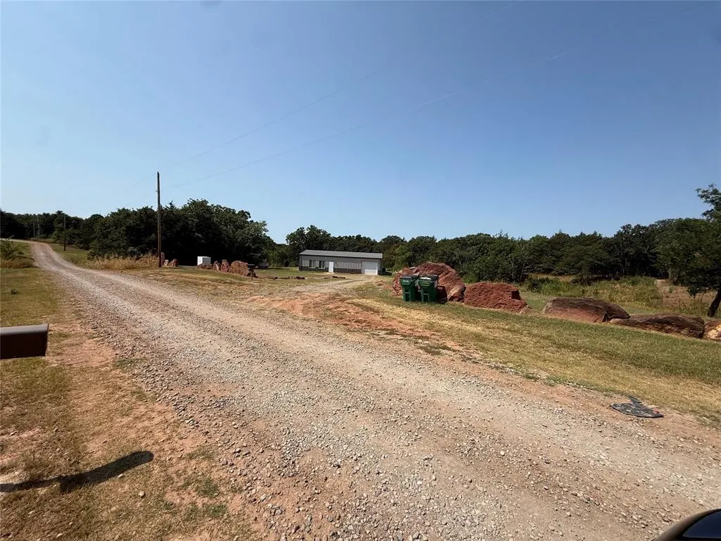 Photo 4 — 790079 S Robinhood Lane, Tryon, OK 74875