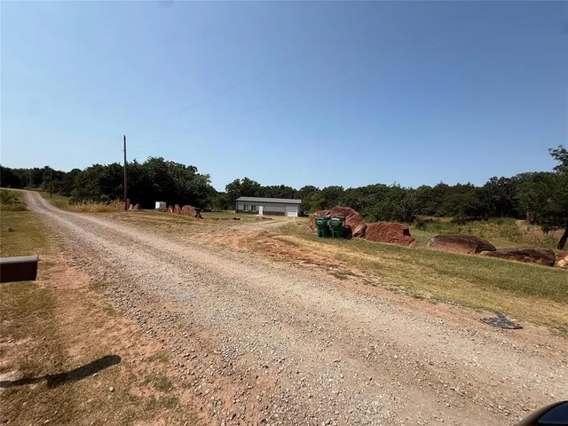 Photo 4 — 790079 S Robinhood Lane, Tryon, OK 74875