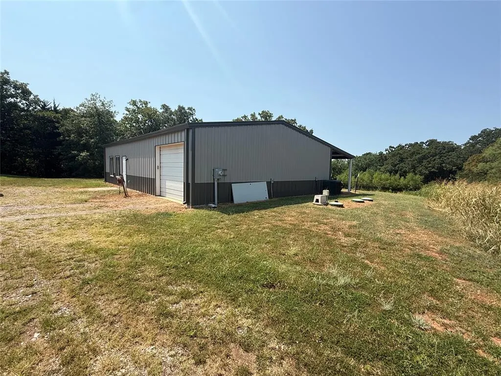 Photo 7 — 790079 S Robinhood Lane, Tryon, OK 74875