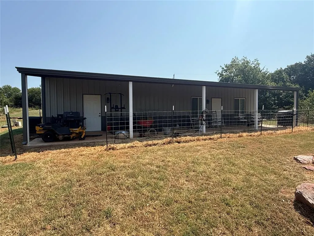 Photo 8 — 790079 S Robinhood Lane, Tryon, OK 74875