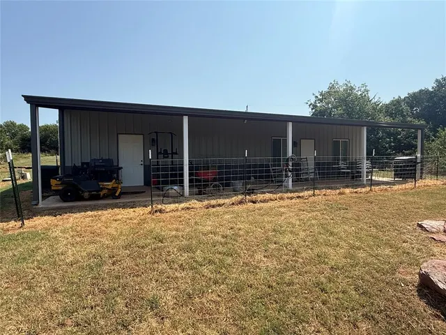 Photo 8 — 790079 S Robinhood Lane, Tryon, OK 74875