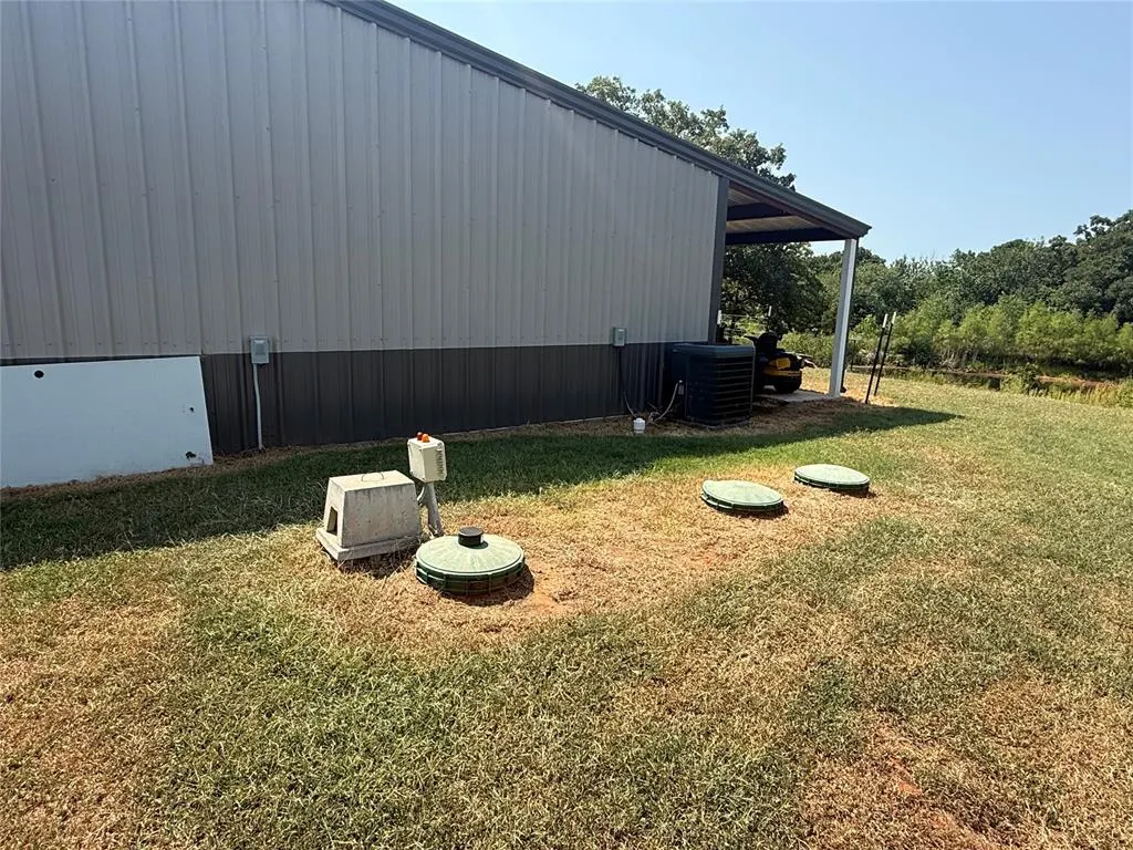 Photo 11 — 790079 S Robinhood Lane, Tryon, OK 74875