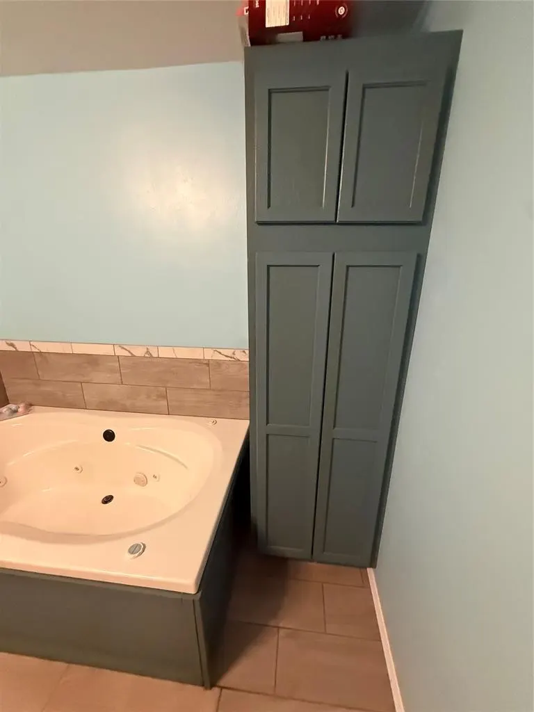 Photo 24 — 790079 S Robinhood Lane, Tryon, OK 74875
