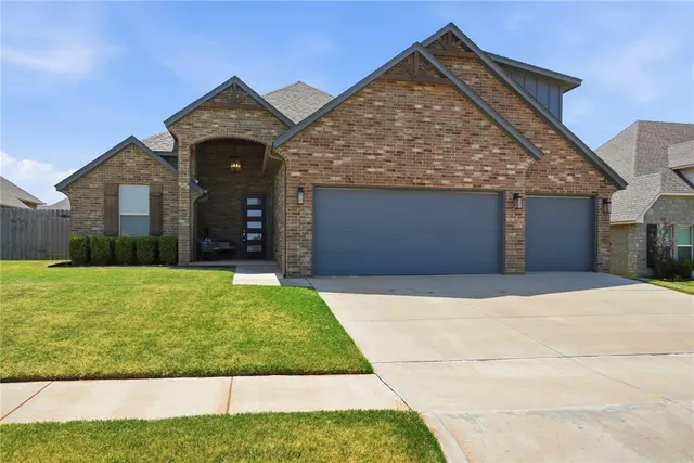 Photo 2 — 9308 SW 40th Street, Oklahoma City, OK 73179