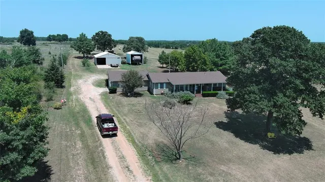 Photo 3 — 35875 E 1180 Road, Seminole, OK 74868
