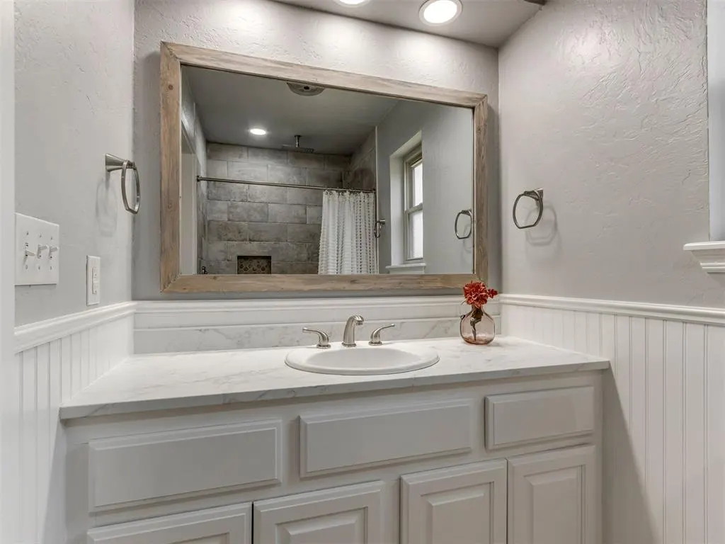 Photo 19 — 9724 Kent Drive, Midwest City, OK 73130