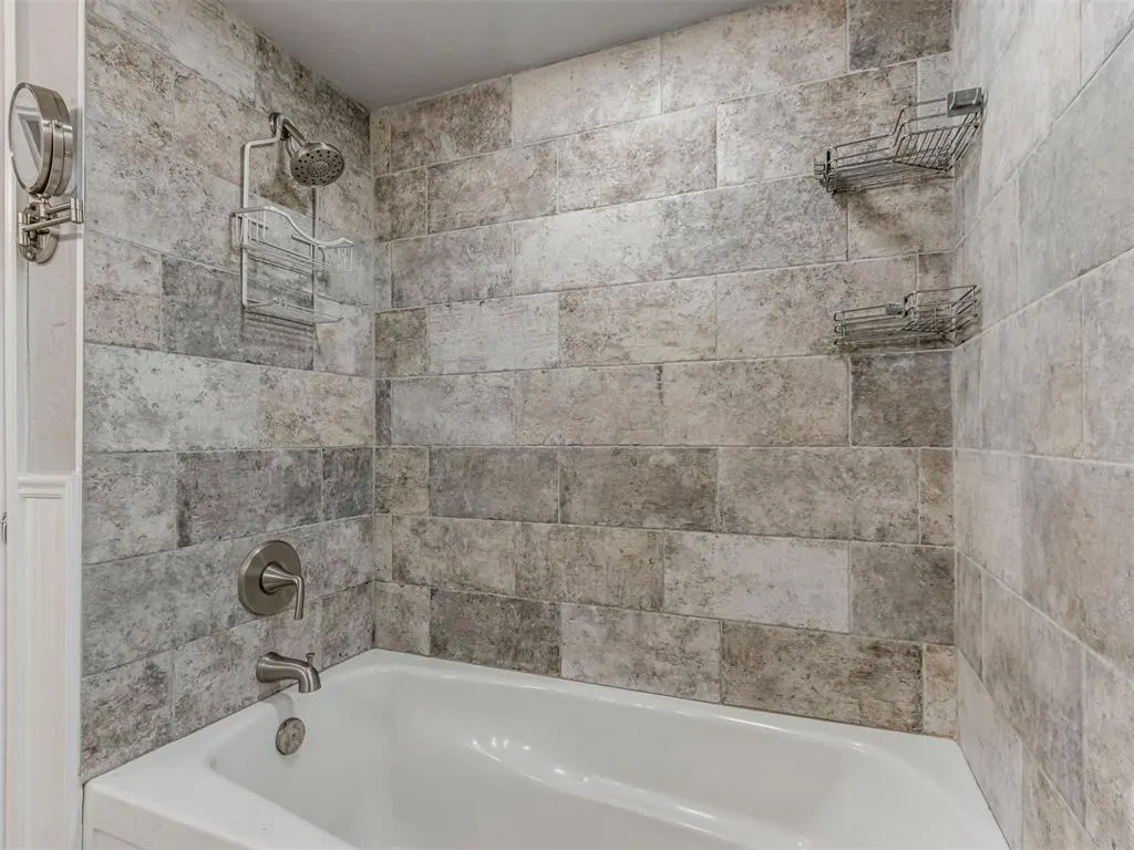 Photo 28 — 9724 Kent Drive, Midwest City, OK 73130