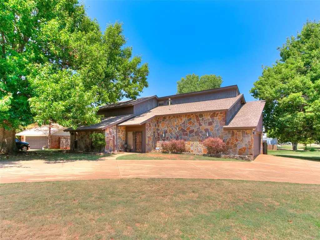 Front exterior — 12113 Old Farm Circle, Oklahoma City, OK 73120