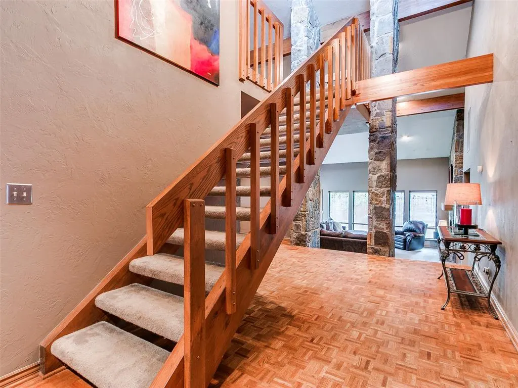 Photo 3 — 12113 Old Farm Circle, Oklahoma City, OK 73120