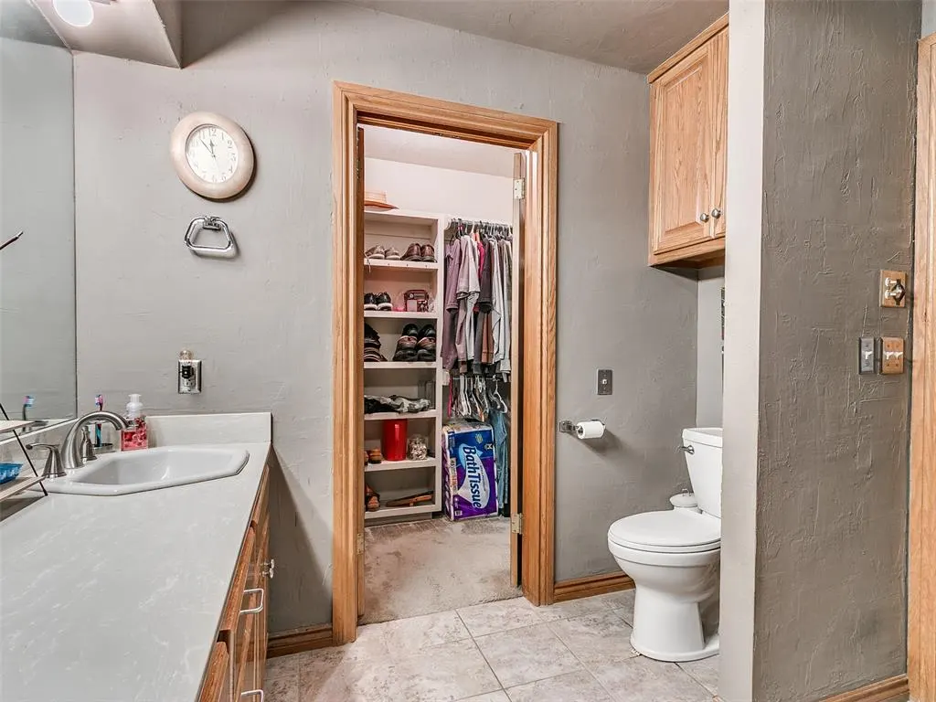 Photo 28 — 12113 Old Farm Circle, Oklahoma City, OK 73120