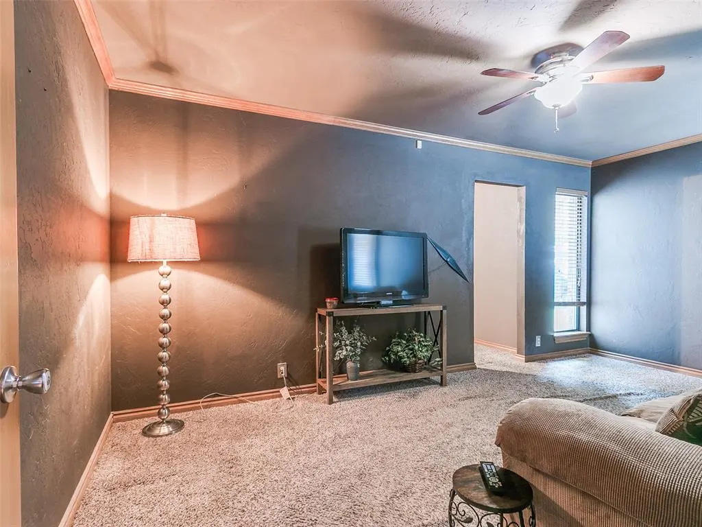 Photo 33 — 12113 Old Farm Circle, Oklahoma City, OK 73120