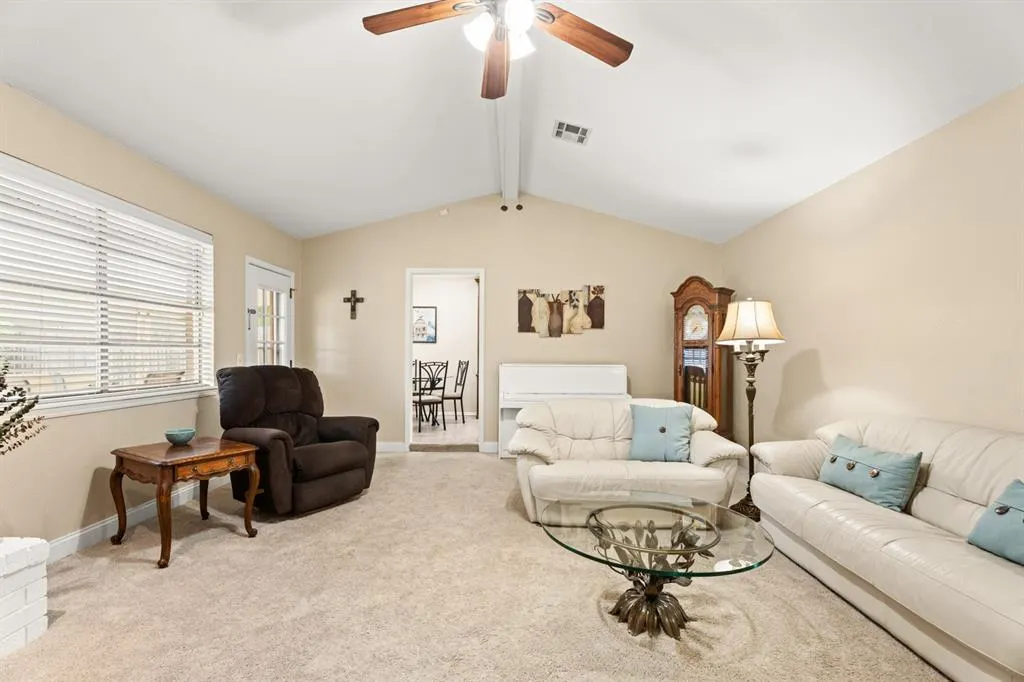 Photo 15 — 704 Mabel C Fry Boulevard, Yukon, OK 73099