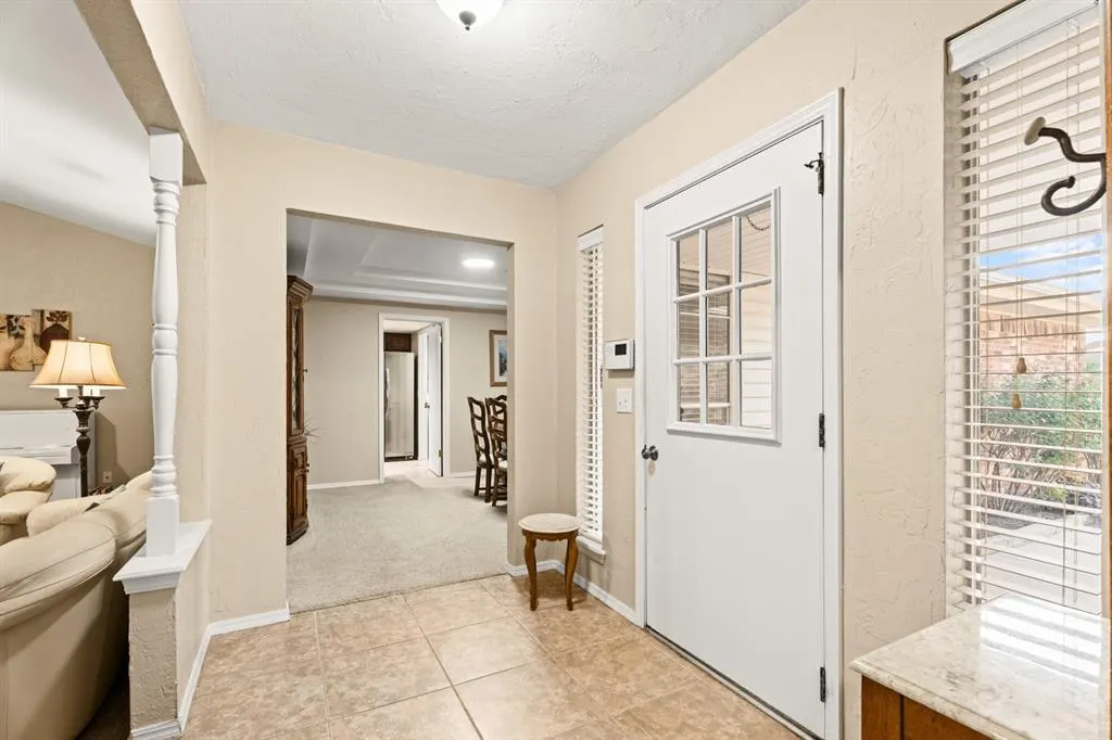 Photo 17 — 704 Mabel C Fry Boulevard, Yukon, OK 73099