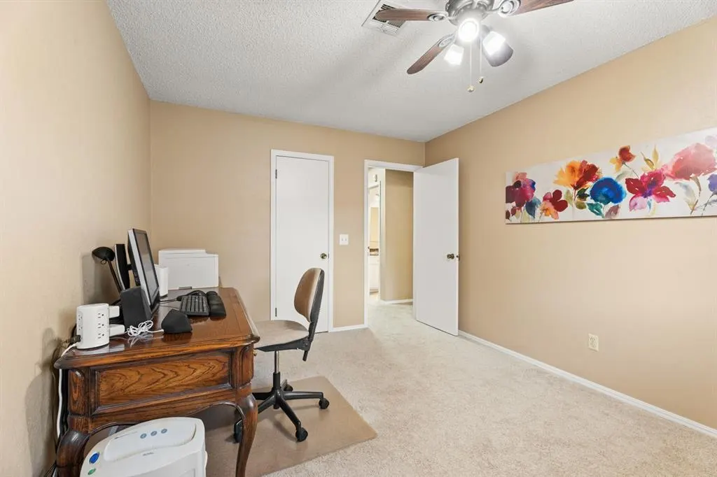 Photo 34 — 704 Mabel C Fry Boulevard, Yukon, OK 73099