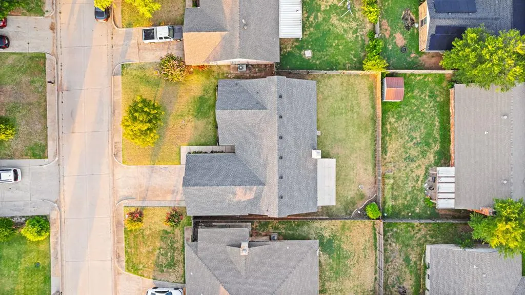 Photo 44 — 704 Mabel C Fry Boulevard, Yukon, OK 73099
