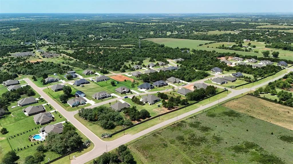 Photo 3 — 9125 SW 92nd Street, Mustang, OK 73064