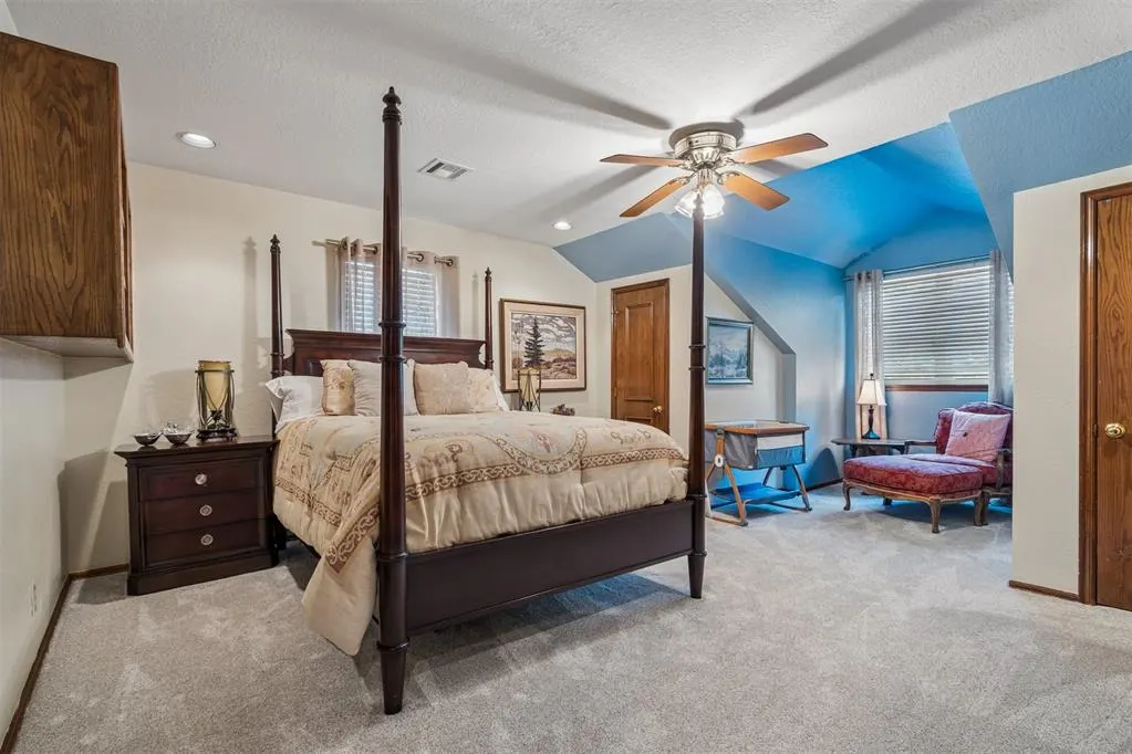 Photo 17 — 900 Carfax Road, Edmond, OK 73034