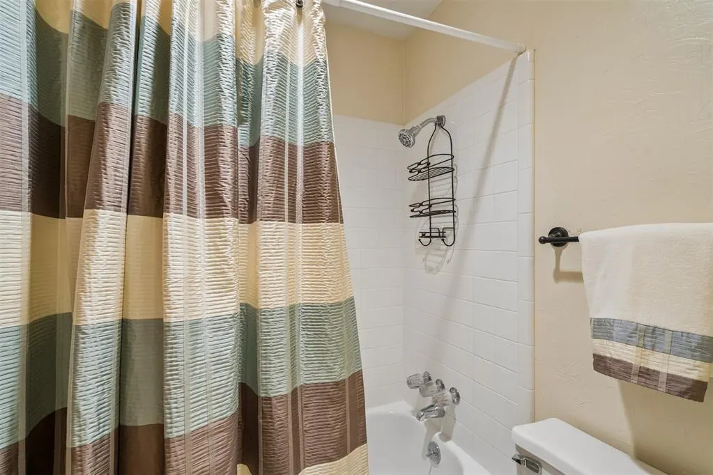 Photo 20 — 900 Carfax Road, Edmond, OK 73034