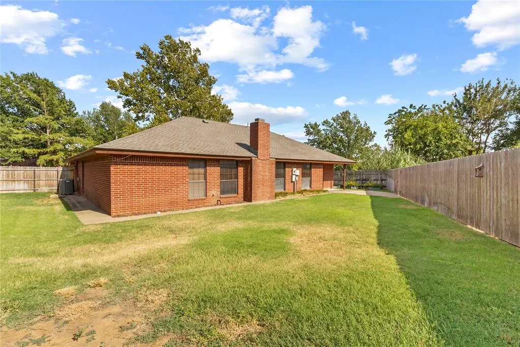 Photo 30 — 911 Claremont Street, Weatherford, OK 73096
