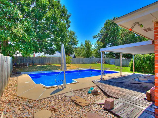 Photo 7 — 105 Willow Branch Road 105-107, Norman, OK 73072