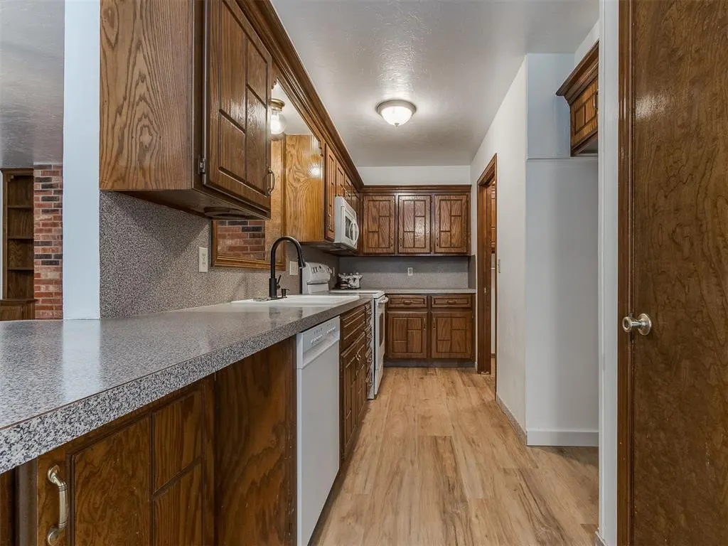 Photo 44 — 105 Willow Branch Road 105-107, Norman, OK 73072