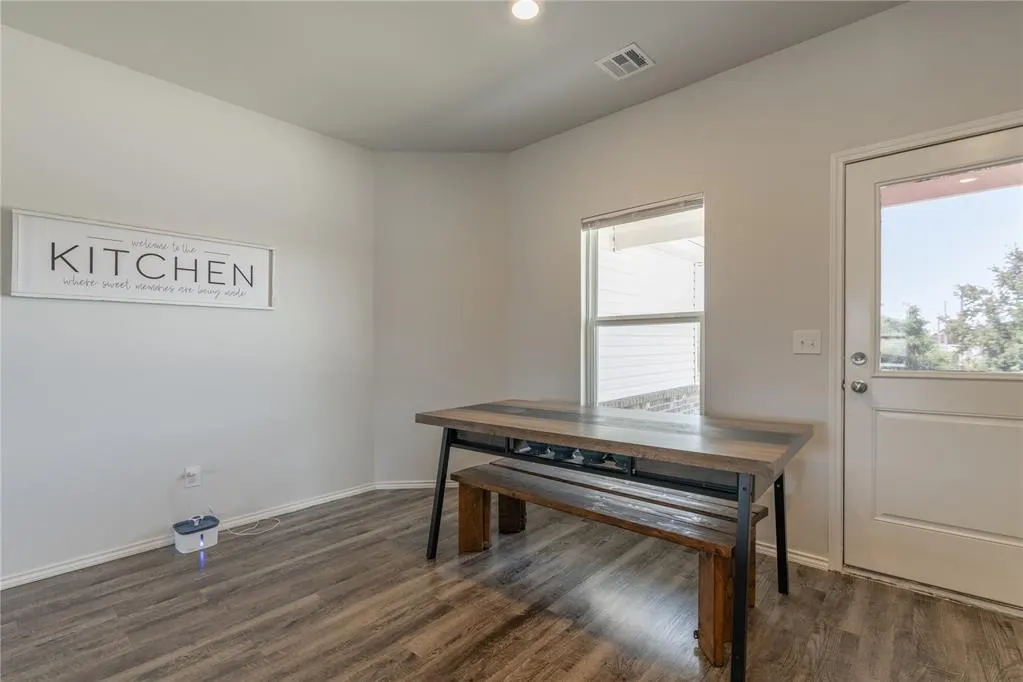 Photo 12 — 1400 Land Run Way, El Reno, OK 73036