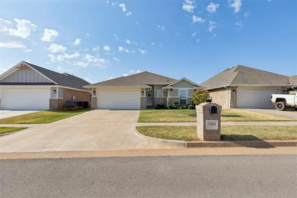 Photo 2 — 3404 NW 181 Street, Edmond, OK 73012