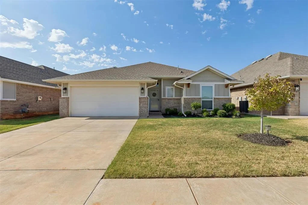 Front exterior — 3404 NW 181 Street, Edmond, OK 73012