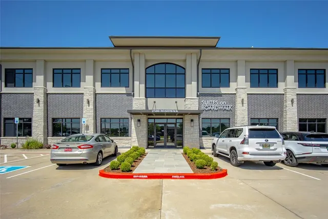 Photo 2 — 2500 Boardwalk Street 102, Norman, OK 73069