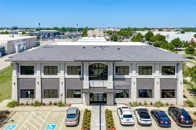 Photo 3 — 2500 Boardwalk Street 102, Norman, OK 73069
