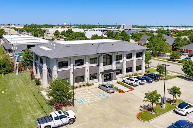 Photo 4 — 2500 Boardwalk Street 102, Norman, OK 73069