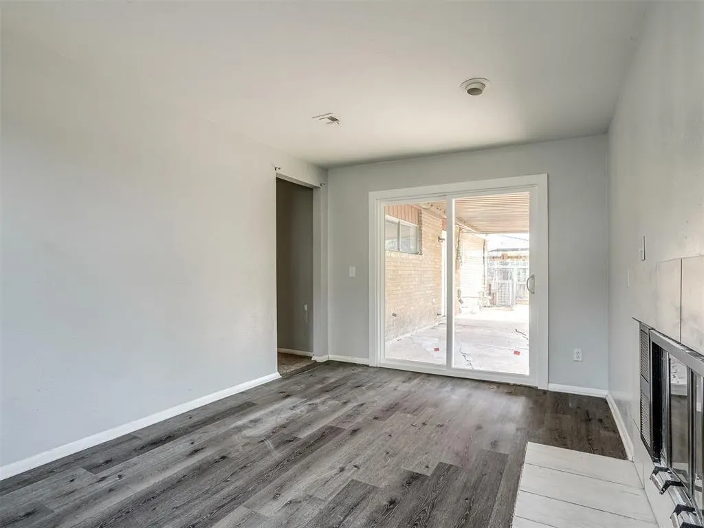 Photo 16 — 8900 S Hillcrest Drive, Oklahoma City, OK 73159