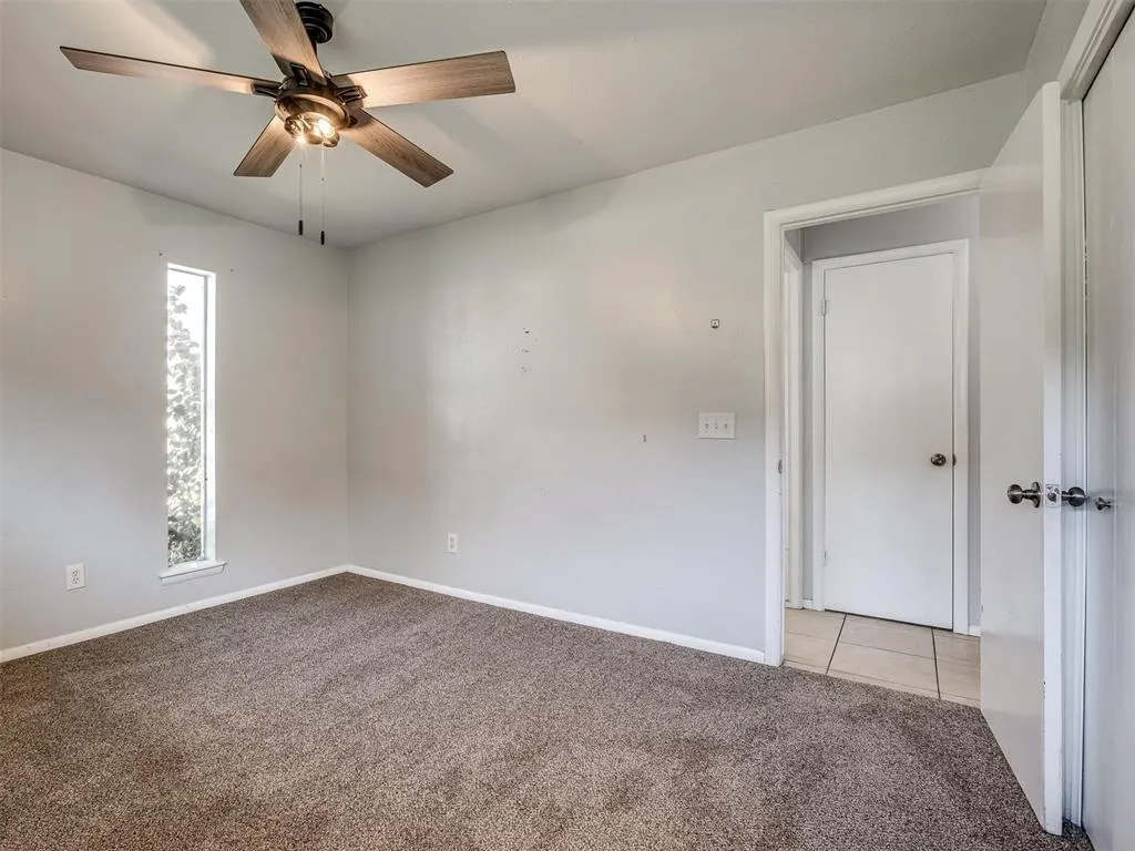 Photo 19 — 8900 S Hillcrest Drive, Oklahoma City, OK 73159
