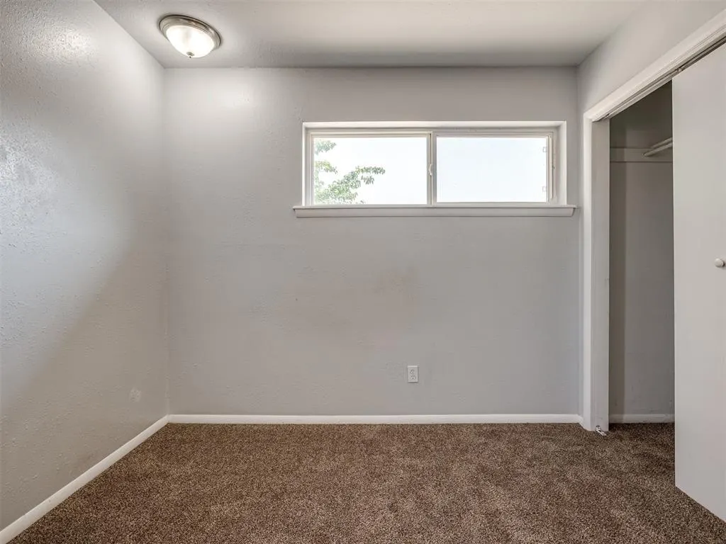 Photo 24 — 8900 S Hillcrest Drive, Oklahoma City, OK 73159