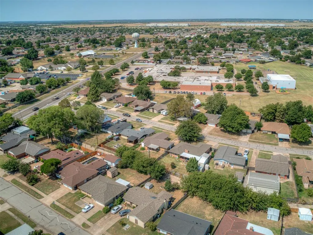 Photo 39 — 8900 S Hillcrest Drive, Oklahoma City, OK 73159