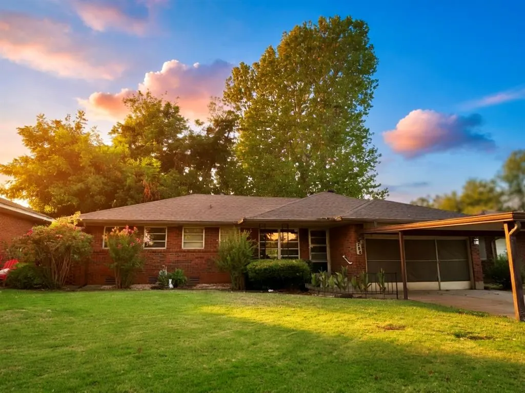 Photo 3 — 200 Leonard Lane, Oklahoma City, OK 73110