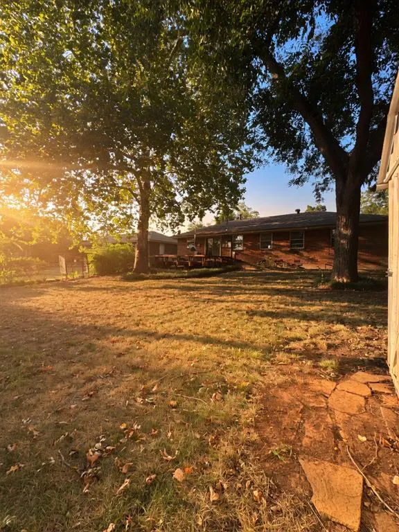 Photo 23 — 200 Leonard Lane, Oklahoma City, OK 73110