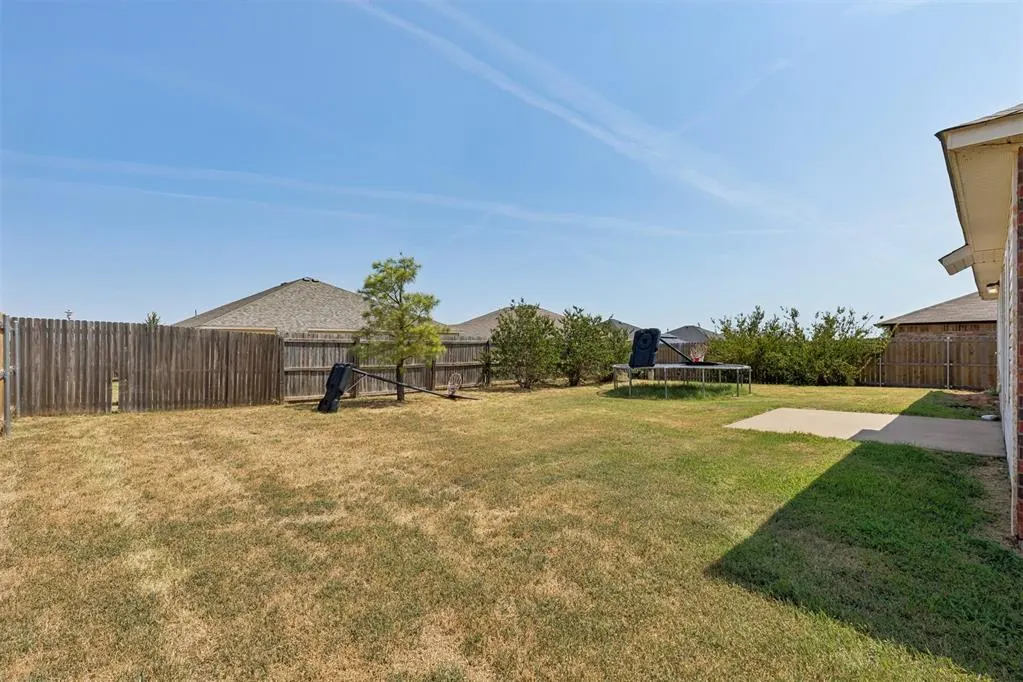 Photo 37 — 2033 W Autumn Way, Mustang, OK 73064