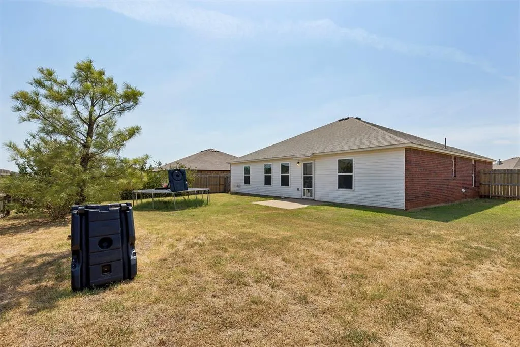 Photo 38 — 2033 W Autumn Way, Mustang, OK 73064