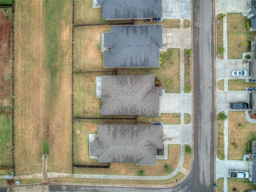 Photo 43 — 10525 NW 32nd Street, Yukon, OK 73099