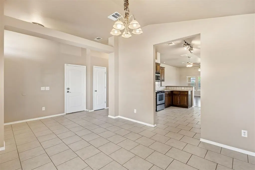 Photo 11 — 15809 Windstop Court, Oklahoma City, OK 73170