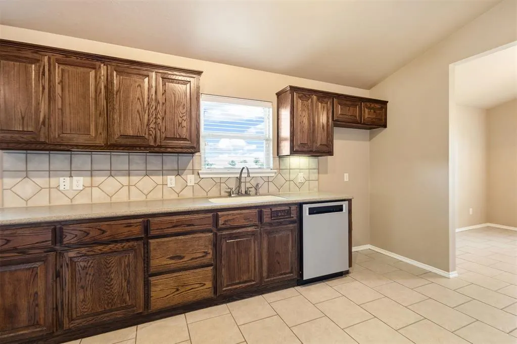 Photo 16 — 15809 Windstop Court, Oklahoma City, OK 73170