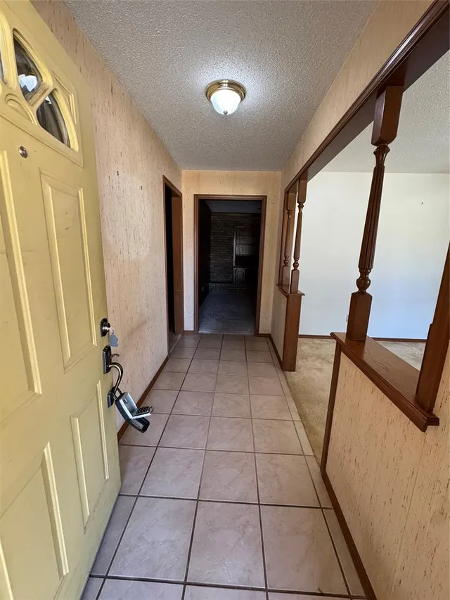 Photo 3 — 4812 NW 70th Street, Oklahoma City, OK 73132