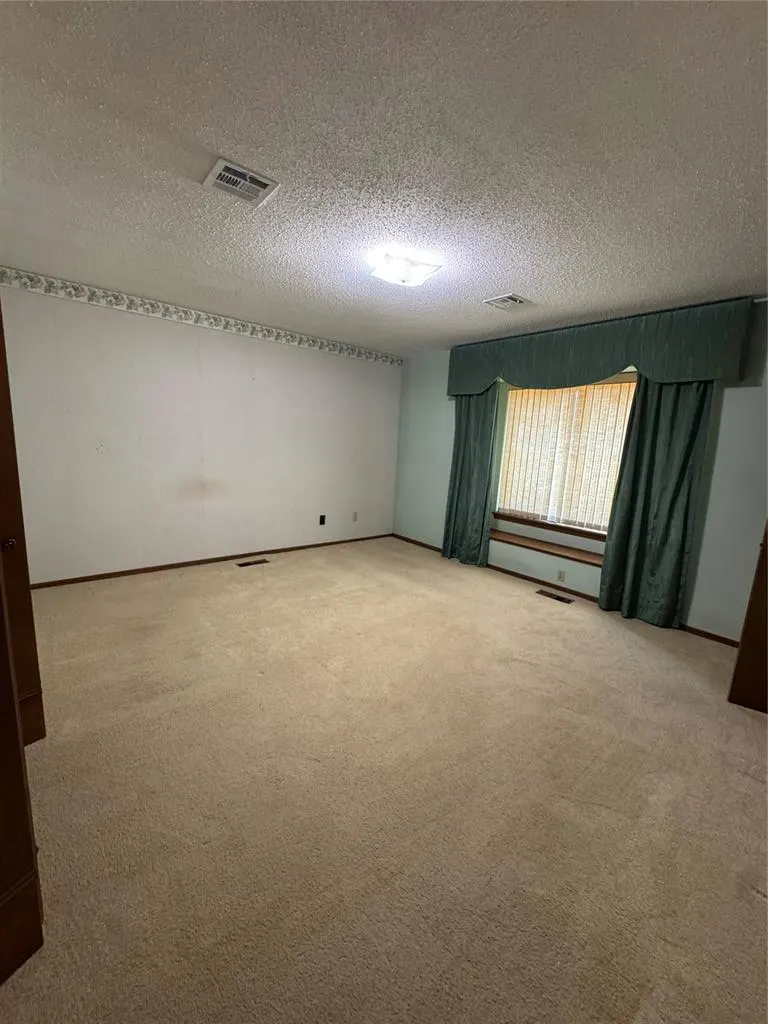 Photo 16 — 4812 NW 70th Street, Oklahoma City, OK 73132