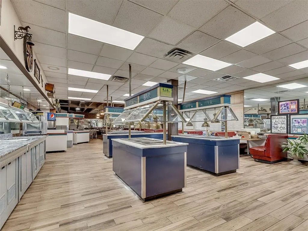 Photo 10 — 1201 S Meridian Avenue, Oklahoma City, OK 73108