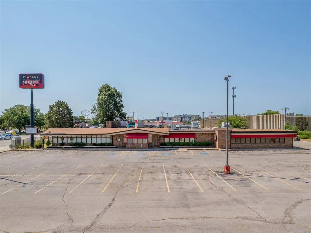 Photo 19 — 1201 S Meridian Avenue, Oklahoma City, OK 73108